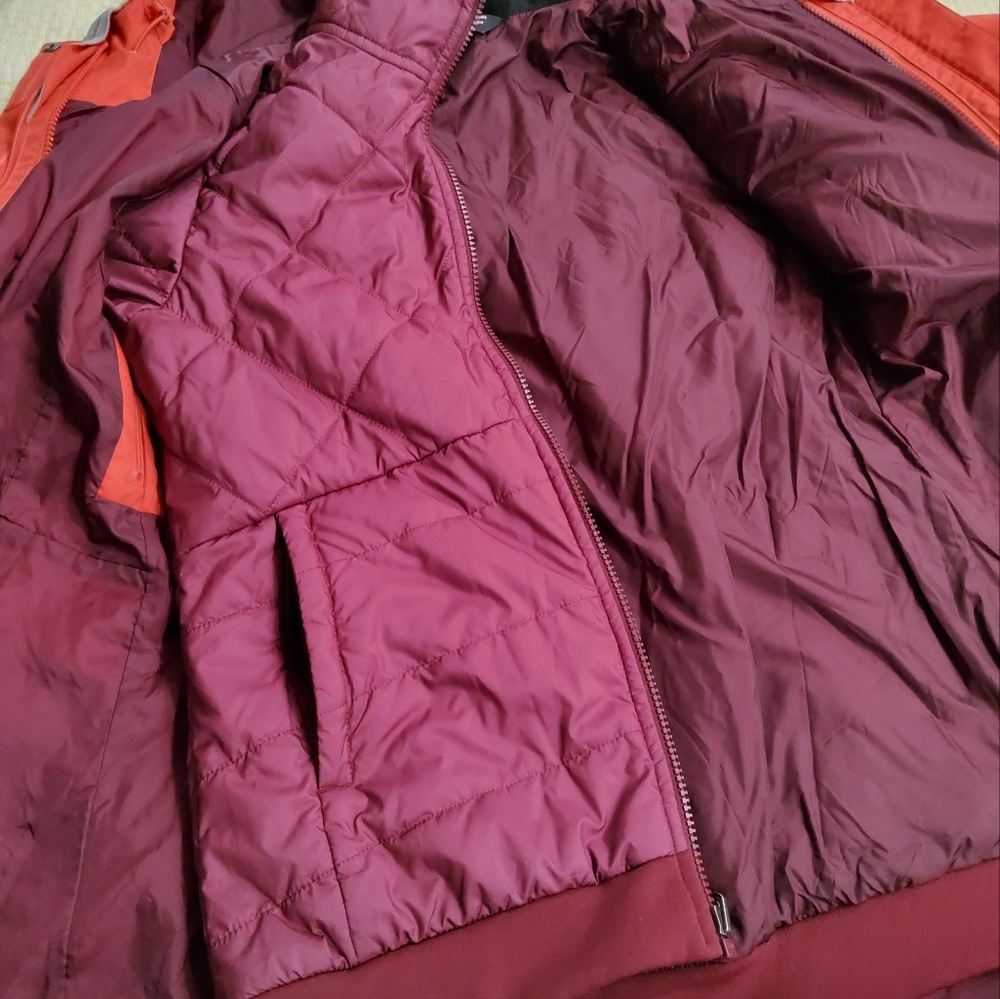 The North Face Red Monarch Triclimate Hooded Jacket Size SP - Picture 9 of 13